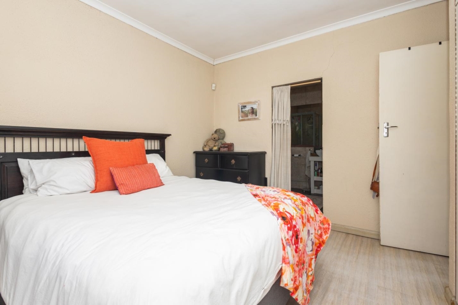 3 Bedroom Property for Sale in Zoo Park Western Cape